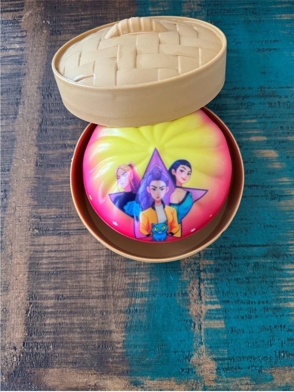 KPOP Demon Hunters Slow Rising Dumpling Squishy Toy - Picture 3 of 7
